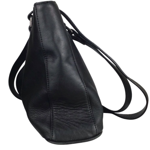 Italian Leather Black Tote Bag - Picture 6 of 16